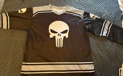 Marvel Punisher Men’s Jersey Size XL Long Sleeve