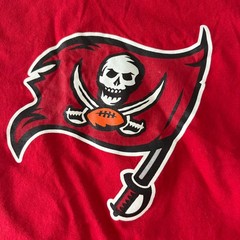 Nike Tee Tampa Bay Buccaneers Short Sleeve Shirt Mens L Red Cotton NFL 24 BARRON