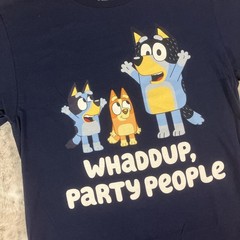Bluey Whaddup Party People Graphic Shirt Mens Medium Bingo Dad Mom Disney 304