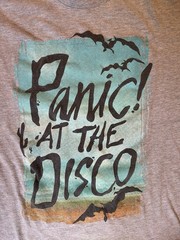 PANIC AT DISCO T SHIRT Fear Loathing Ralph Steadman Style Art Las Vegas Bats LG