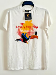 Guinness T-Shirt Shirt Mens Official Mens SMALL Toucan Lovely Day Retro Logo NEW