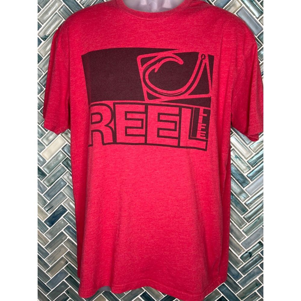 MENS REEL LIFE LARGE RED GRAPHIC LOGO SOFT SHORT SLEEVE SOFT CREW NECK T SHIRT