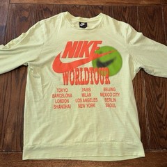 Nike Sportswear World Tour T Shirt Glow In The Dark DA0629-383 Men’s Large