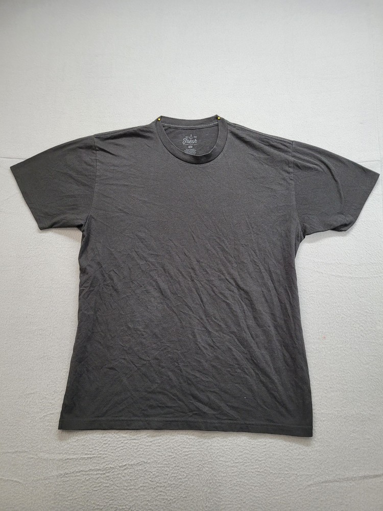 Fresh Men Shirt L Gray Short Sleeve Crew Neck Flat Front Comfort Pullover Tee