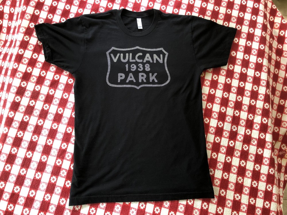 1938 Birmingham Alabama Vulcan Park T-Shirt Medium Black Park Entrance Plaque