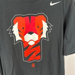 Tiger Woods XXL 2XL Nike Tee T-Shirt Golf Club Cover