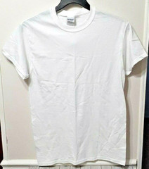 Gildan Men’s Medium White T-Shirt