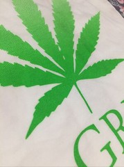 Women’s Go Green Weed White T-shirt , 100% Cotton,New ( Tear Away Label)