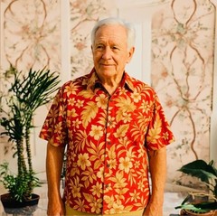 Men’s Pierre Cardin Hawaiian Shirt XXL Red Tropical Floral Button Up Aloha