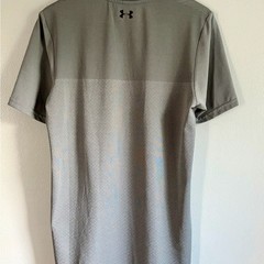 Under Armour Men’s Two-Tone Gray Short Sleeve Tee