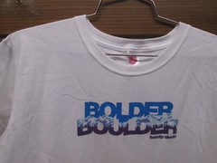 NEW! Race Gear 100% Cotton T-shirt Bolder Boulder 2011 10K tee Memorial Day M