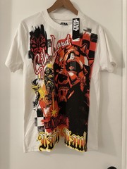C Life Group Sith Lord Darth Maul Men’s Size Small T-Shirt Star Wars Logo NWTS