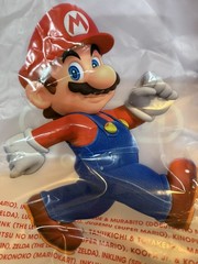 New + Sealed Official Nintendo TOKYO Store Red Cylinder Tube + T-Shirt (Size XL)