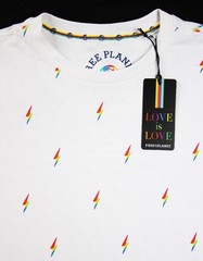 Free Planet Mens Pullover T Shirt L Short Sleeve Tee Crew Neck Pride White Multi