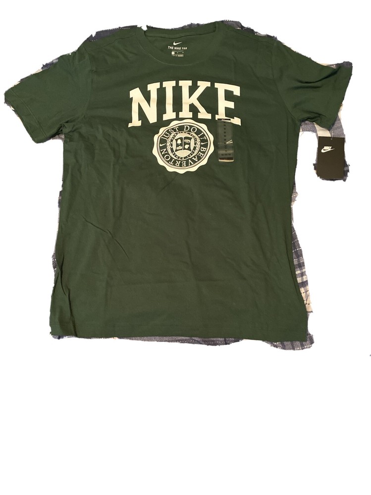 Green Nike T-Shirt Medium 100% Authentic Guaranteed.