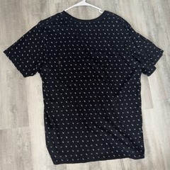 True Religion T-Shirt Mens Medium Black Gold All Over Monogram Signature Logo