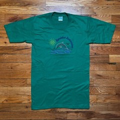 VTG Dominican Republic T Shirt Embroidered Dolphins Souvenir Mens Size S – Green