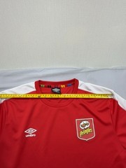 Umbro Unisex Red Football Shirt Short Sleeve Size L