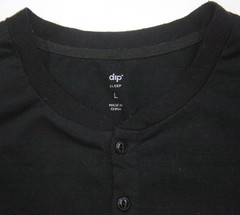 Large Dip Black Solid Short Sleeve 3-Button Sleep Poly Spandex T-Shirt Top V12
