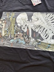 Uniqlo Men L T-shirt Ukiyo-e UT COLLECTION ( Short Sleeves, Regular Fit)