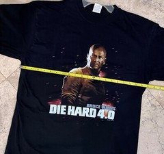 2007 Bruce Willis “DIE HARD 4.0” Movie Tee Size Large