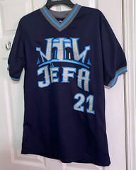 Young & Chic Nitty Jeffa 21 #21 Navy Mesh V-Neck Jersey T-Shirt Men’s L