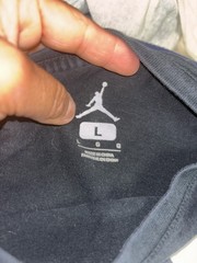 Nike Jordan AJ 8 Jumpman logo t-shirt Youth L Could Fit Men’s M Measureme Pics