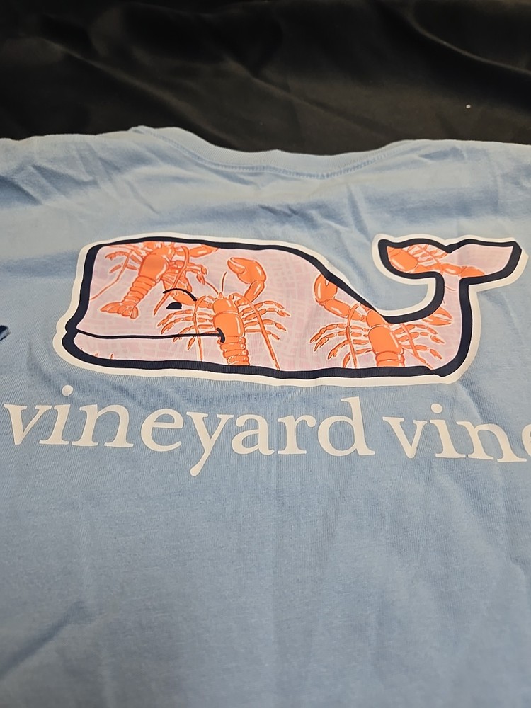 Vineyard Vines Kid M 12/14 Pocket Crew Tee T-Shirt “LOBSTER TOSS WHALE FILL”
