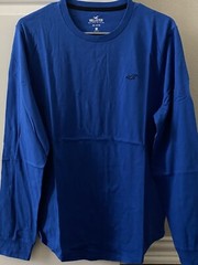 Hollister Men’s Medium Size Blue Long Sleeve Cotton Solid Graphic Tee