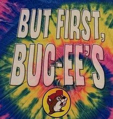 Buc-ee’s But First Buc-ee’s Tie-Dye Graphic Logo T-Shirt L Crew Neck SS