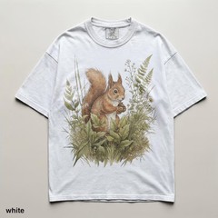 Vintage Woodland Squirrel Wildflower Comfort Tee