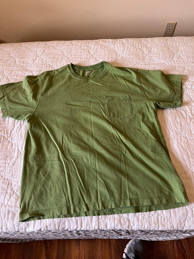 Set of (5) Men’s T-Shirts Size L EUC