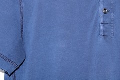 Wallace & Barnes Men’s Medium Indigo Blue Short Sleeve Henley Neck T-Shirt