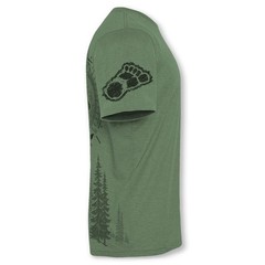 Men’s Bigfoot Forest T Shirt – Funny Sasquatch Outdoors Tee, No-Feel Print- F200