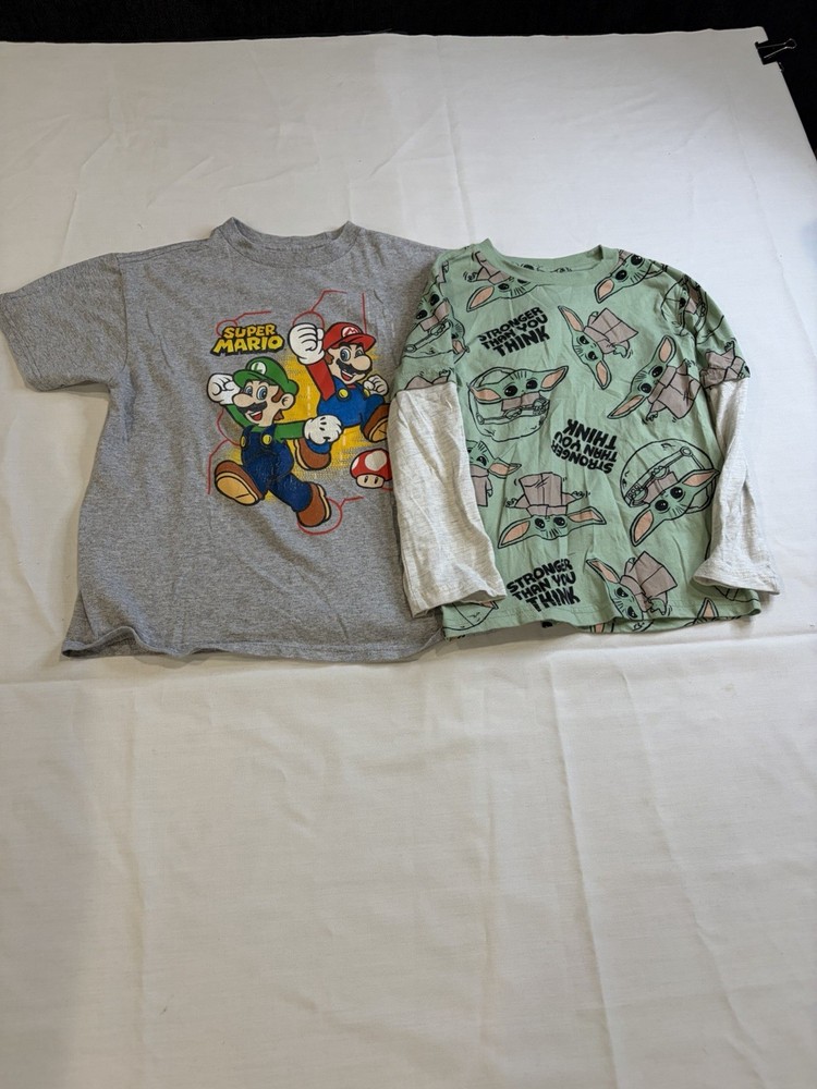 Super Mario And Baby Yoga Graphic T Shirts Kids (Boys) Size S