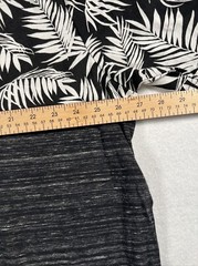 The Foundry Black and White Leaf design t-Shirt size 2XLT new with tags