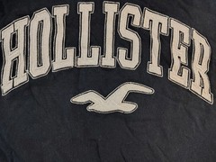 Men’s Black Medium Hollister California Embroidered Logo Graphic T-Shirt