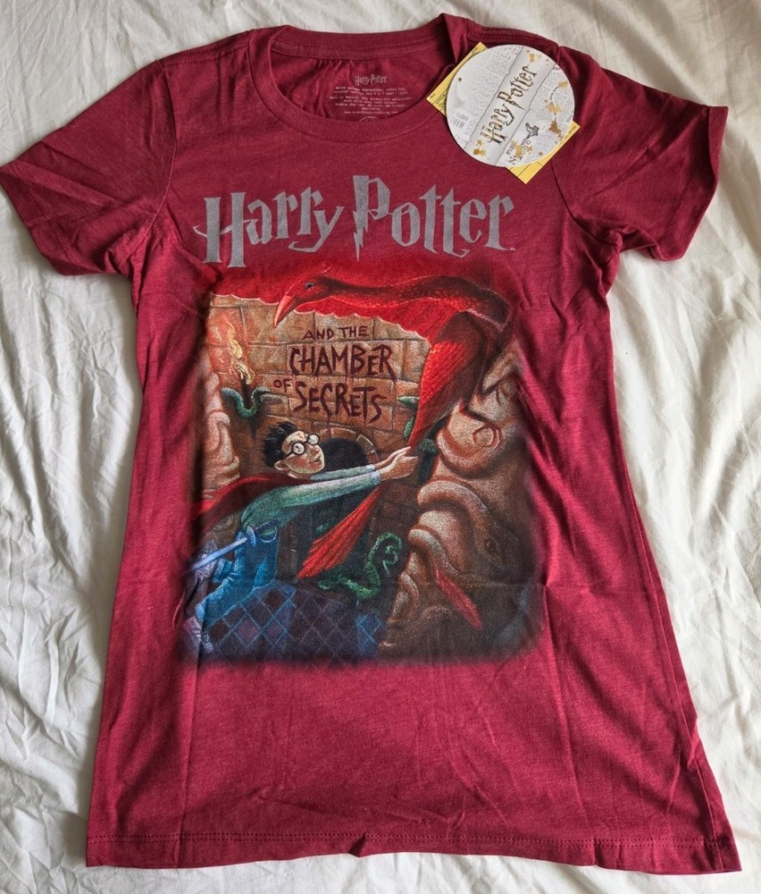 NWT Harry Potter and the Chamber of Secrets US Bookcover Tshirt SM Out Of Print