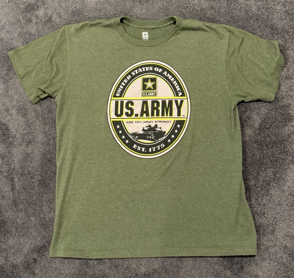 United States of America Army Est. 1775 “Are You Army Strong?” Green Tee Men’s L
