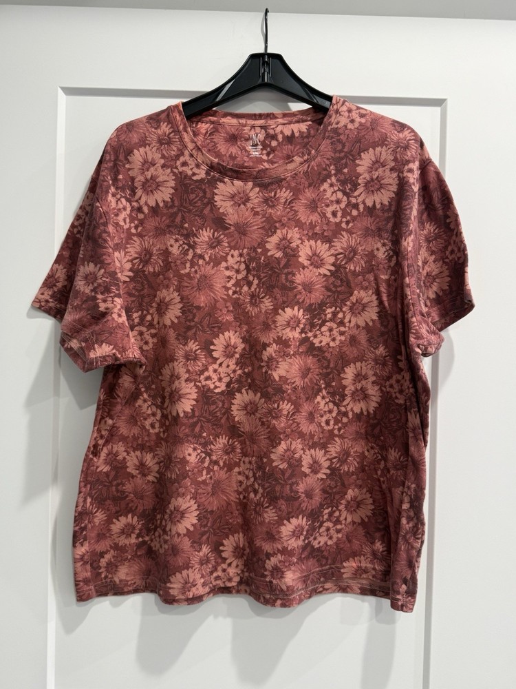 INC Men’s Short Sleeve T-Shit, Flower Design, “True Terracotta,” MSRP: $24.50