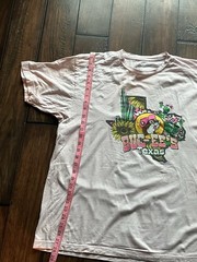 Buc-ee’s T-Shirt Mens XL Texas Pink patriotic truckstop roadtrip