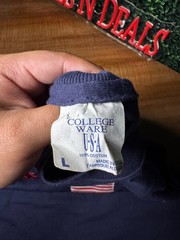 Vintage embroidered single stitch USA flag navy blue and red T-Shirt