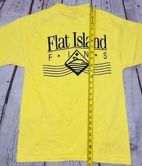 *VINTAGE* Anvil 1980s Flat Island Fins Men’s Yellow Single-Stitch Shirt; Size L