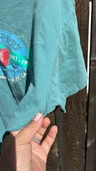 Vintage Hanes her way essential essence strawberry festival, T-shirt.made in USA