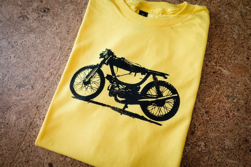 Vintage Puch Magnum Cafe Racer Moped T-Shirt, Retro Motorcycle Maxi Honda Bike
