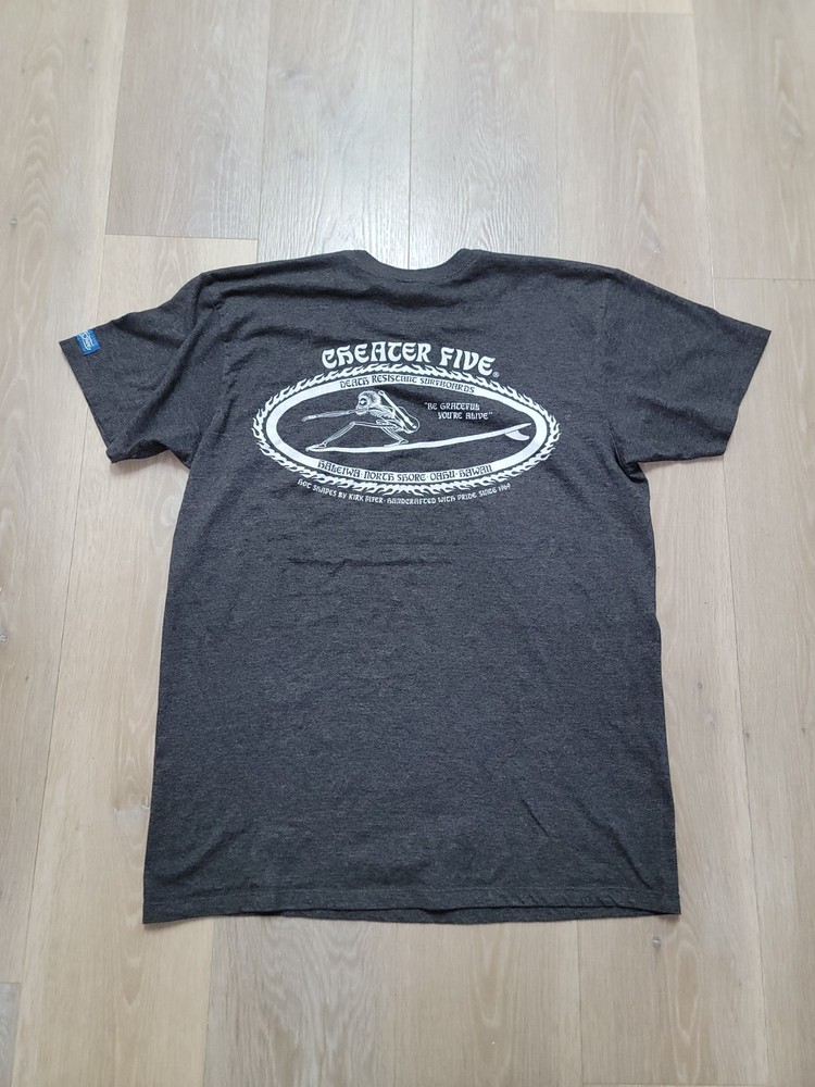 2000’s Made In USA Cheater Five Surfwear Gray Men’s Graphic T-Shirt Size M