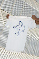 Tee Shirt Prancing Horse Ferrari T-shirt Formula 1 Unisex White Chinoiserie Gift