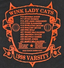Vintage Wink Texas Lady Cats T-Shirt Volleyball District Champs Lee 90s USA XL
