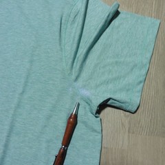 JOHNNIE-O Mens L LARGE THE COURSE T SHIRT PERFORMANCE GOLF TEE TROPICAL GREEN