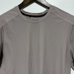VRST Shirt Mens M Purple Performance Lightweight Breathable Stretch Gym Active